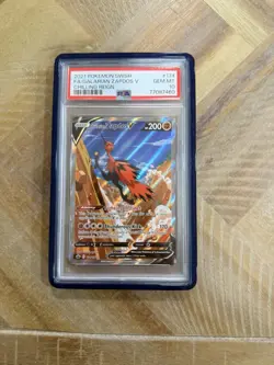 2021 Pokemon SWSH Chilling Reign #174 FA Galarian Zapdos V PSA 10 GEM MINT - Image 1