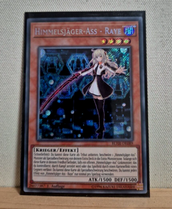 Himmelsjager-Ass - Raye BLHR-DE089 1.Aufl. Secret Rare YU-GI-OH Karte Near Mint - Image 1