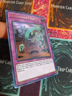 Yu-Gi-Oh! TCG Gravedigger's Trap Hole MP21-EN086 Ultra Rare 1st Ed Near Mint - Image 2