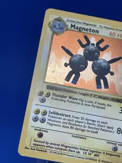 Magneton 9/102 Shadowless Holo Rare - English Base Set (Shadowless)- Pokemon TCG - Image 3