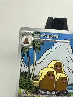 Alolan Dugtrio - Surging Sparks - SSP 208/191 - Illustration Rare TCG Pokemon - Image 3