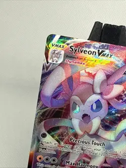 Pokemon Card Sylveon Vmax 075/203 Evolving Skies Full Art Ultra Rare NM - Image 4