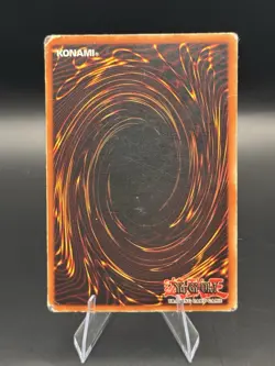 Yugioh Dark Magician SDY-006 1st Edition! Asian English ULTRA RARE DMG - Image 2