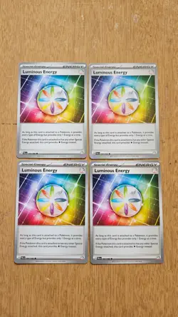 x4 Luminous Energy 191/193 Pokemon Card TCG Playset - Image 1