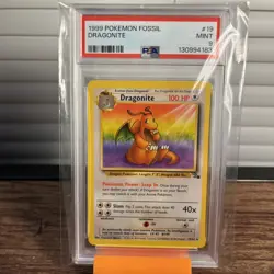 Pokemon Dragonite Fossil 1999-2000 Copyright Unlimited NON Holo Rare #19 PSA 9 - Image 1