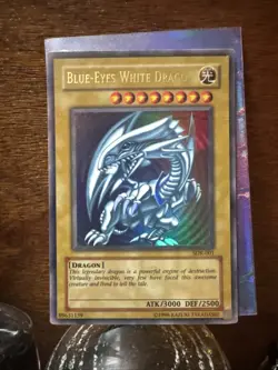 Yu-Gi-Oh! Blue-Eyes White Dragon – SDK-A001 - Image 1