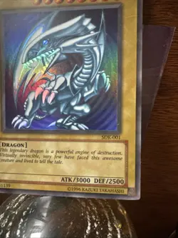 Yu-Gi-Oh! Blue-Eyes White Dragon – SDK-A001 - Image 3