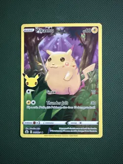 Pikachu 005/025 Celebrations 25th Anniversary Pokemon TCG / Sword & Shield - Image 1