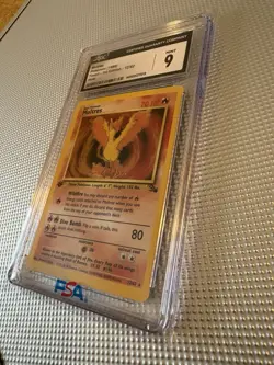 1999 Pokemon TCG Fossil Moltres Holo 1st Edition CGC 9 12/62 Card Stock - Image 4