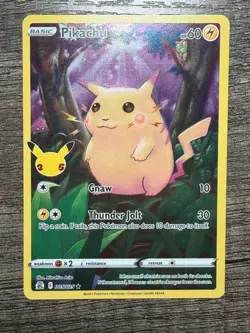 POKEMON FULL ART PIKACHU 005/025 RARE CELEBRATIONS 2021 LP + ARCEUS SLEEVE - Image 1