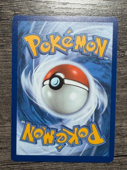 POKEMON FULL ART PIKACHU 005/025 RARE CELEBRATIONS 2021 LP + ARCEUS SLEEVE - Image 4