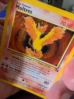 Moltres 27/62 Fossil Regular Pokemon Card - Image 2