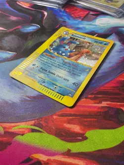 Azumarill Holo Rare Aquapolis H4/H32 Pokemon Card SWIRL 🔥 - Image 3