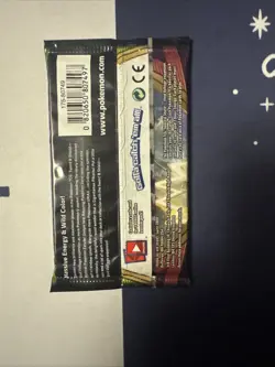 Pokemon Vivid Voltage Booster Pack 10 Cards Pack NEW SEALED Official TCG - Image 2