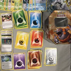 Vintage Pokemon Card Lot 154 Cards 2005-2010 Collector Cases - Image 4