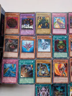HUGE Yu-Gi-Oh Card Lot 2500+ Comes with Tins READ Vintage Sets - Image 4