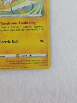 ⚡ Pokemon TCG - Jolteon 047/185 - Cosmos Promo Holo Rare - Vivid Voltage 2020 - Image 3