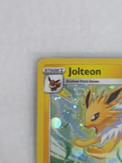 ⚡ Pokemon TCG - Jolteon 047/185 - Cosmos Promo Holo Rare - Vivid Voltage 2020 - Image 5