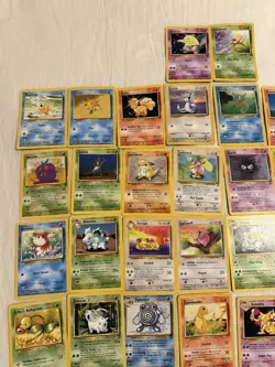 Lot of 50 Pokemon Base Set/Gym Hero Cards Non Holo Collection Vintage WotC - Image 2
