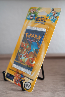Pokemon 1999 WOTC Base Set Unlimited Booster Blister Pack Charizard Vintage - Image 3