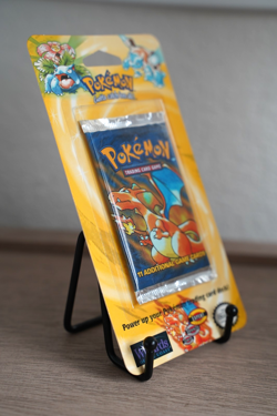 Pokemon 1999 WOTC Base Set Unlimited Booster Blister Pack Charizard Vintage - Image 4