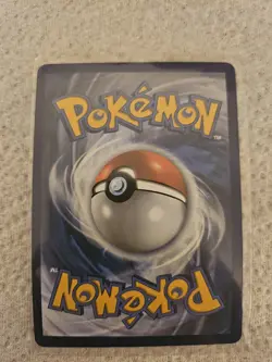 Surfing Pikachu V 008/025 Ultra Rare Celebrations 2021 - Pokemon Card TCG (NM) - Image 2