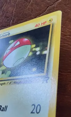 Voltorb #69/82 Team Rocket 1st Edition Pokemon TCG Dent - Image 2