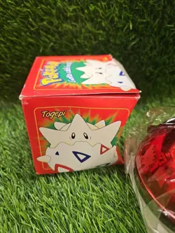 Vintage Burger King’s Pokemon Togepi Ball Gold Plated Card With Red Box - Image 3