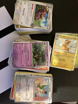 600+ bulk Pokemon TCG cards English & Japanese - Image 1