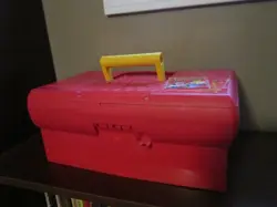 POKEMON CARD RED STORAGE BOX JUST STUFF LIDDED 1995 VINTAGE STORE TONS OF CARDS! - Image 1