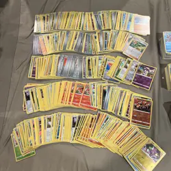 500 Pokemon TCG Lot Holo/Reverse Foil Rare Card Deck Builder Bulk lot - Image 1