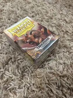 Dragon Shield 100 Standard Card Sleeves Tangerine Classic - Image 2