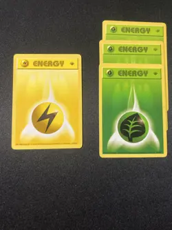 Lot Of 1st Edition Shadowless Base Set Pokemon Cards Energies MP-LP - Image 2