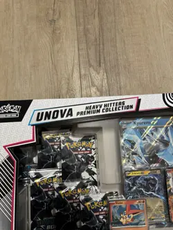 Pokemon Unova Heavy Hitters Premium Collection Box Promo Kyurem Zekrom - Image 3