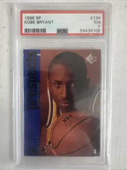 1996-97 SP - Premier Prospects Kobe Bryant #134 (RC) PSA 7 NM Lakers HOF - Image 2
