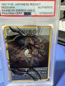 Moduwa Sketched Rainbow Energy 1997 Pokemon Rayquaza JPN PSA/DNA AUTO Swirl - Image 3