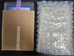 Quency: Escape Queen BT02-014 SPR Signature Card Nivel Arena Nikke KR - Image 4