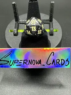 x1 MTG: Final Fantasy: Prerelease Spindown Die (Yellow) - Image 1