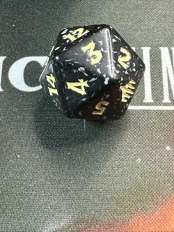 x1 MTG: Final Fantasy: Prerelease Spindown Die (Yellow) - Image 4