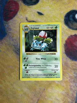 Ivysaur 30/102 Original Base Set Shadowless WOTC 1999 Pokemon Card Wotc Vintage - Image 2