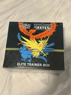 Pokemon TCG Hidden Fate Elite Trainer Box New Factory Sealed w/protector box - Image 5