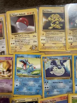30 Vintage Non Halo Pokemon Card Lot Pikachu Jigglypuff Dragonair Charmeleon NP - Image 4
