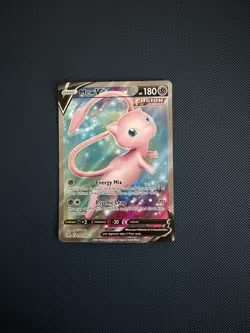 Pokemon TCG Fusion Strike Mew v 250/264 NM - Image 1