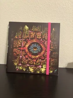 Ultra pro 12 Pocket 20 Paged Binder Lost Caverns Of Ixalan - Image 1