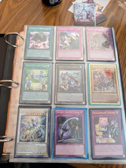 Yu-Gi-Oh Binder Collection. 560+ Cards With Extra Pages. Mixed Rarities!! - Image 2
