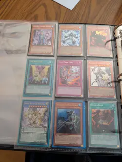 Yu-Gi-Oh Binder Collection. 560+ Cards With Extra Pages. Mixed Rarities!! - Image 3