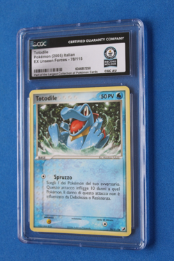 2005 POKEMON ITALIAN EX UNSEEN FORCES TOTODILE 78/115 CGC AU - Image 1