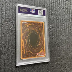 Yugioh! 2004 Blue-Eyes White Dragon LOB-001 Ultra Rare Unlimited PSA 8 NM-MT - Image 2