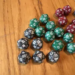 Lot of 30 Magic the Gathering 20 Sided Dice D20 Spindown Life Counter + Extras - Image 2