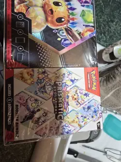 Pokemon Scarlet & Violet Prizmatic Evolutions Surprise Box - Image 2